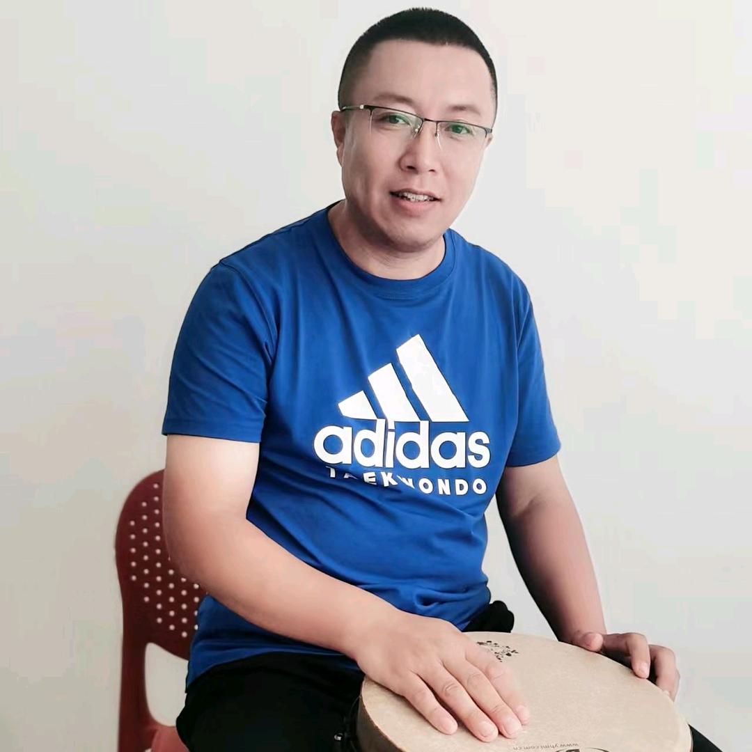 令狐不冲非洲鼓