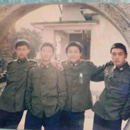 智存居士