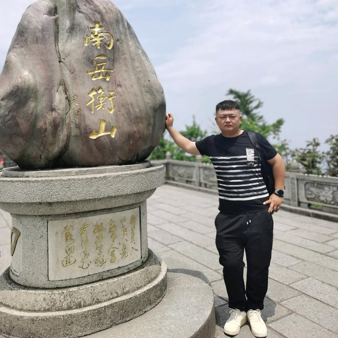 晴空万里，不及身边有你