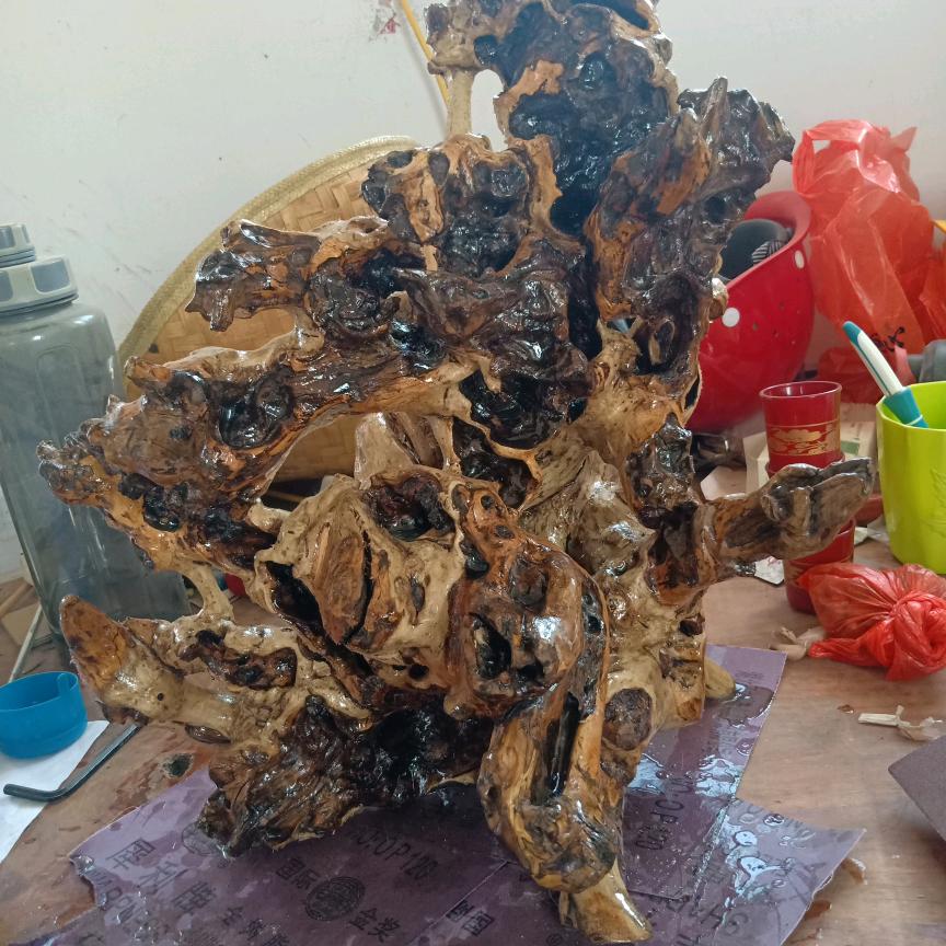 冷漠不是因为无情