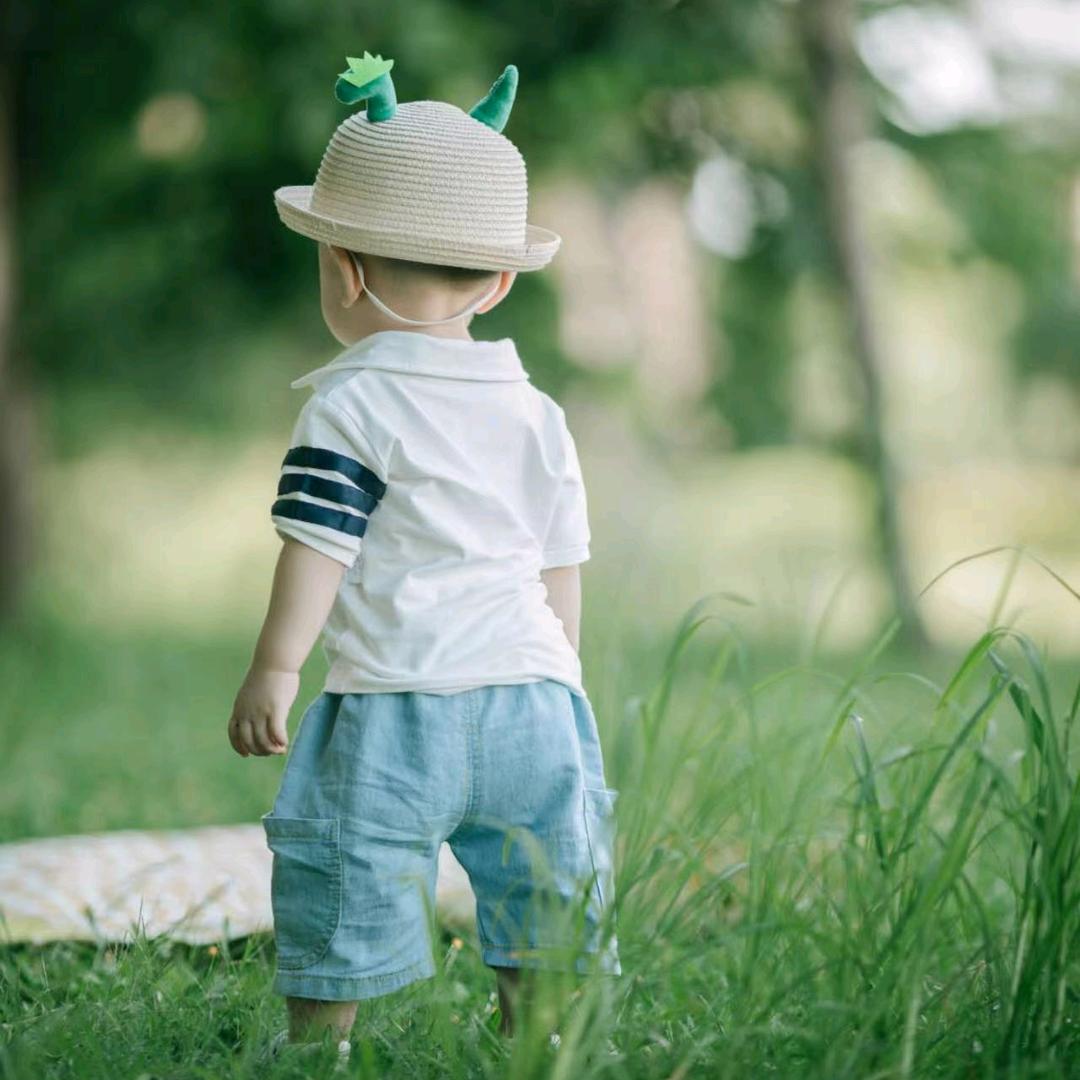 钓星星的太空人