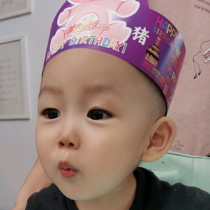 小屁孩儿他爸爸头像