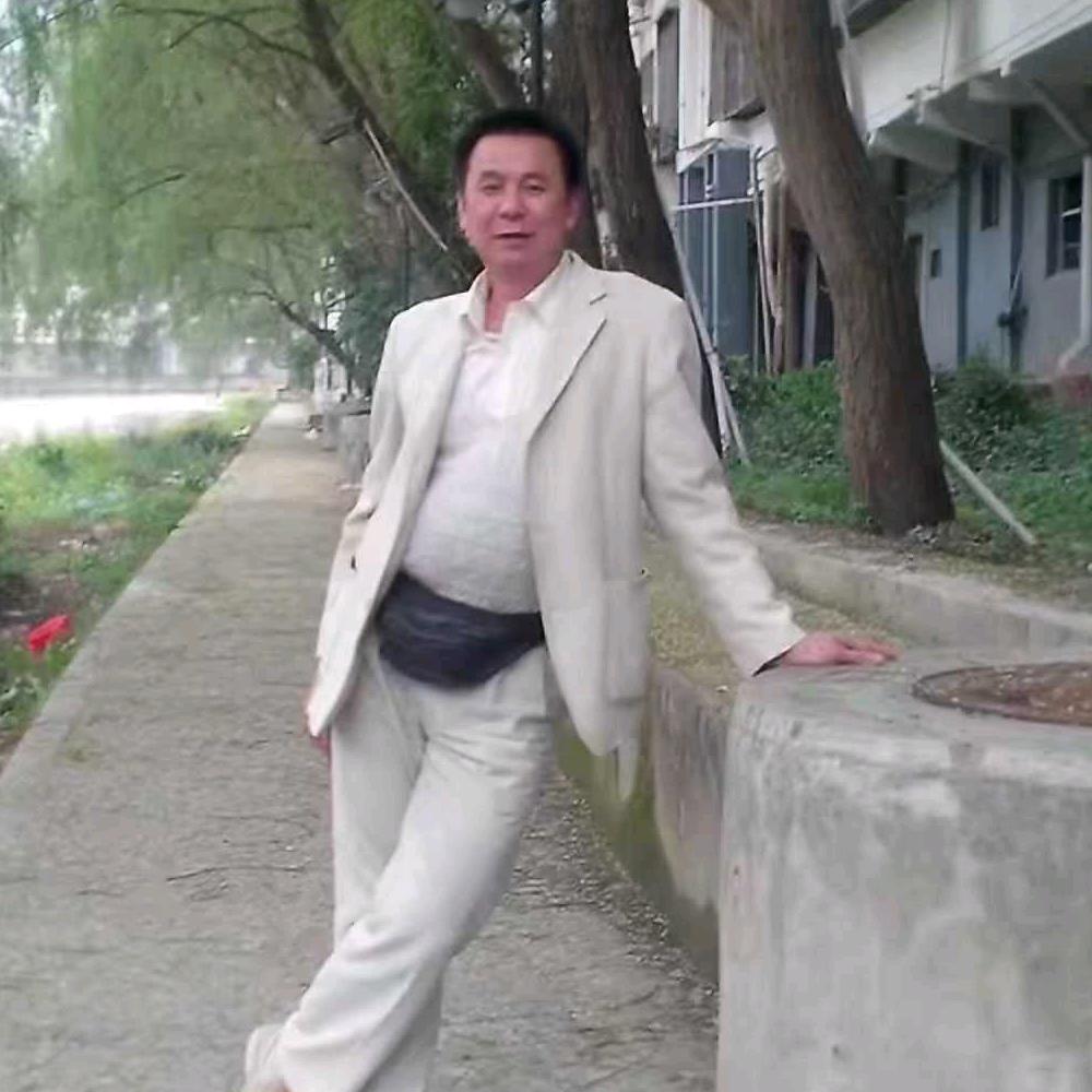 潇洒哥
