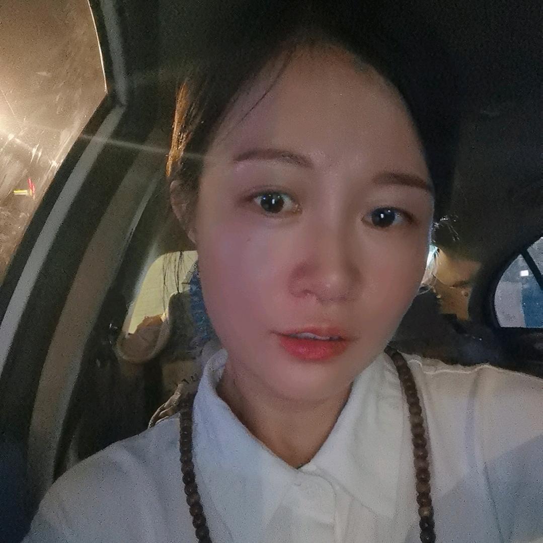 ll蓝精灵