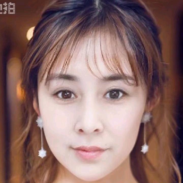 辉儿穿搭
