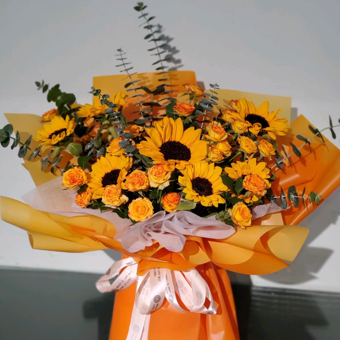 初沁花涧
