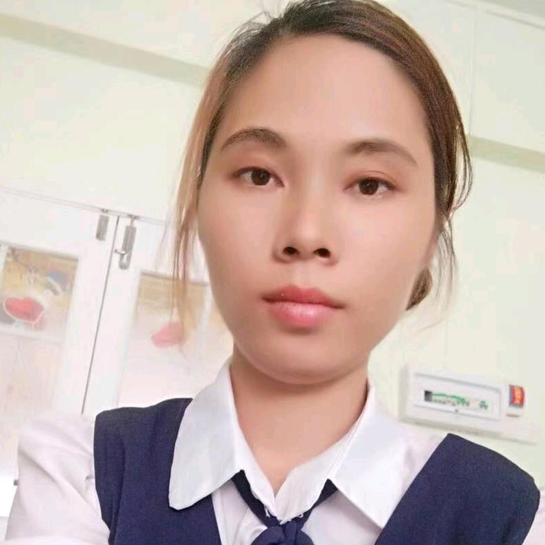 劳曼如