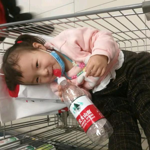 微冈