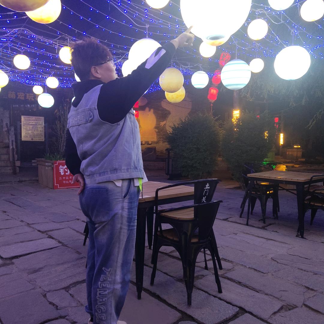 卡车司机娃娃姐