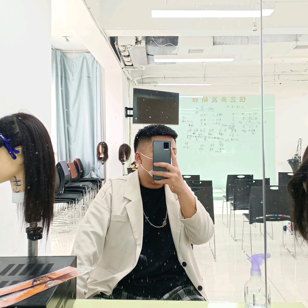 尉氏县巴黎恋人 小会