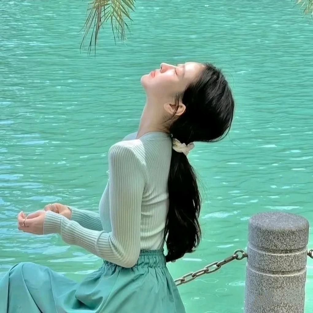 小羊和橙黄橘绿时