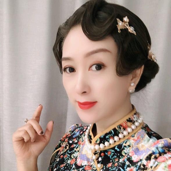 庆云服饰创始人段金玲