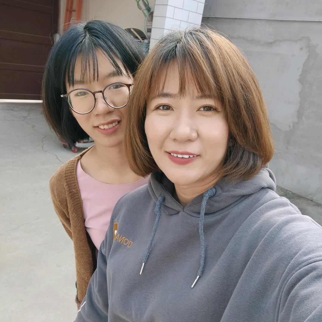 我叫胡大白话