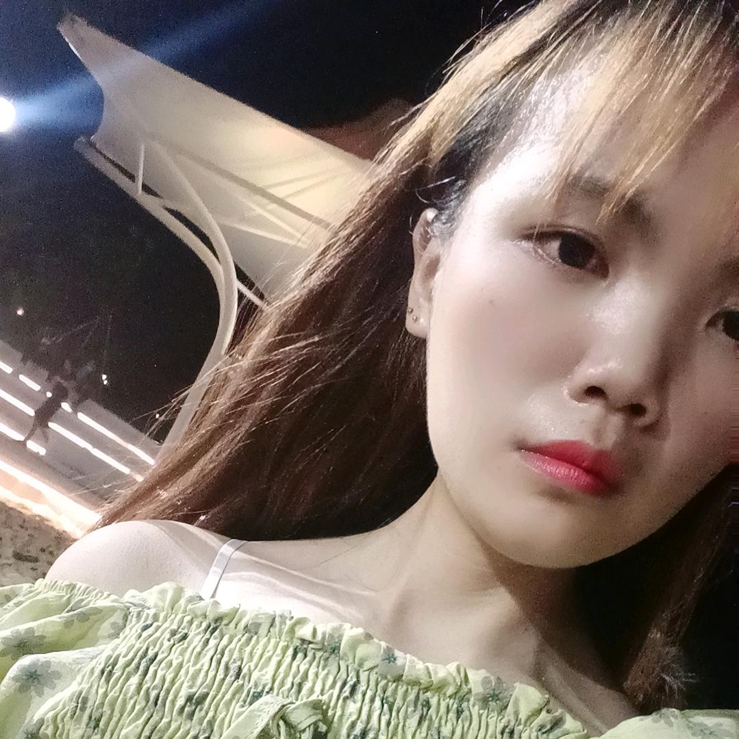 ᰔᩚ一吃脸就圆