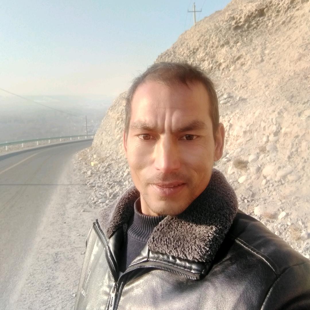 麦麦提阿卜杜拉