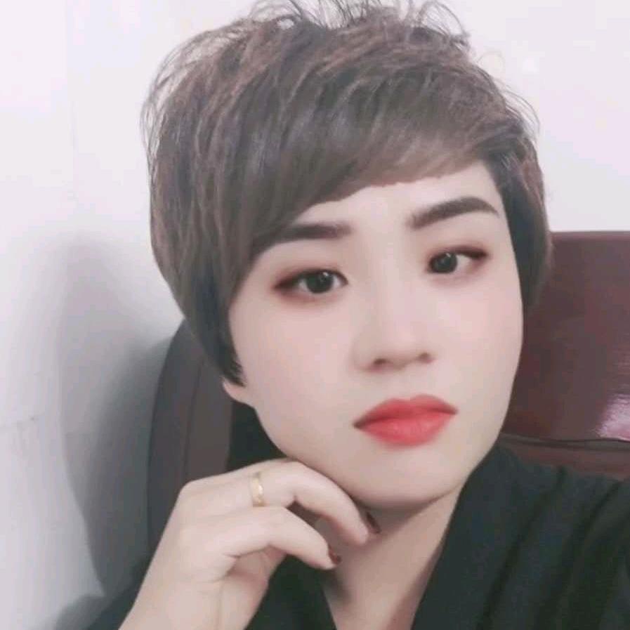 短发女王