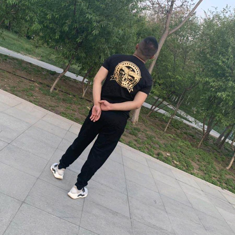 伴我走，还是掉头走？