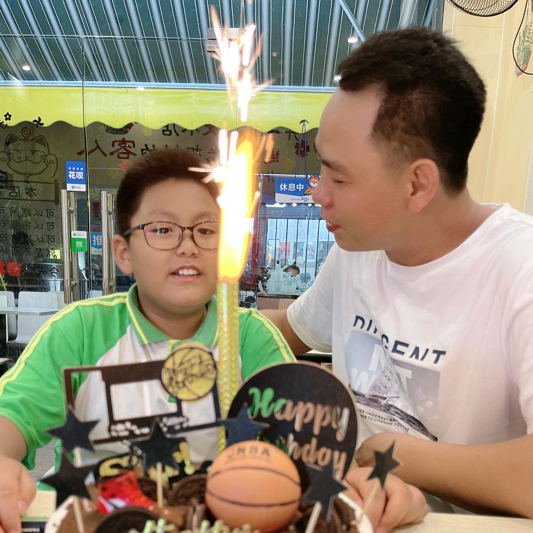 广州壹意装饰~王工