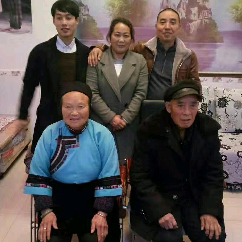 平安是福，让天下好人一生平安。