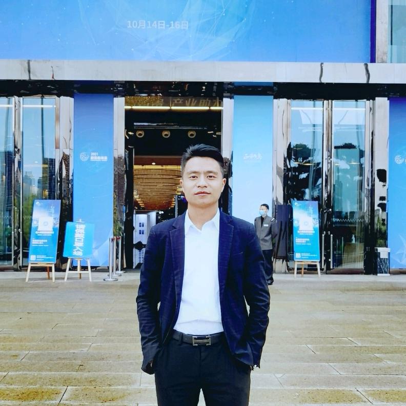 生活需要积极向上