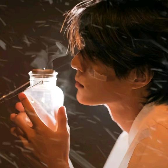 柔柔弱弱让他吞吞吐吐