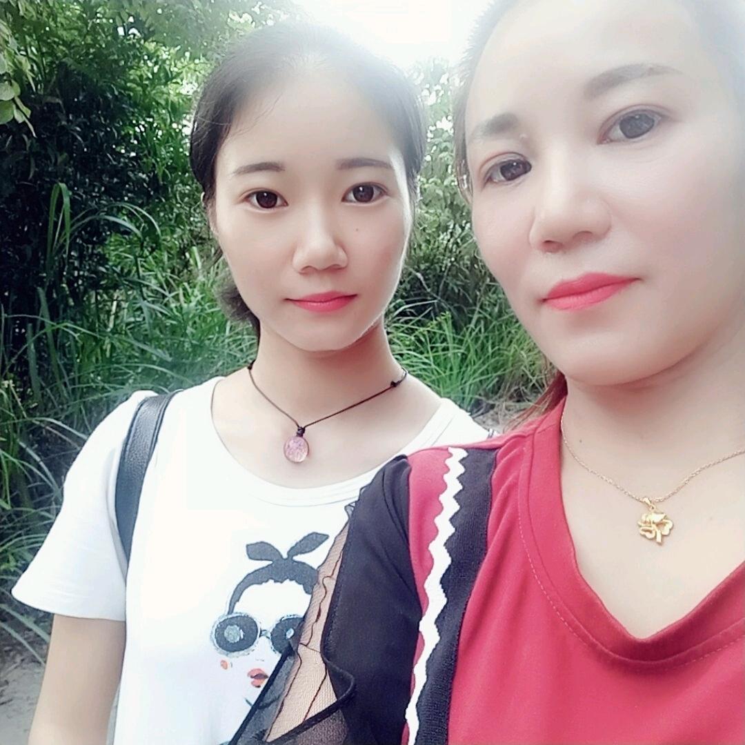 小芳晚上10：10分