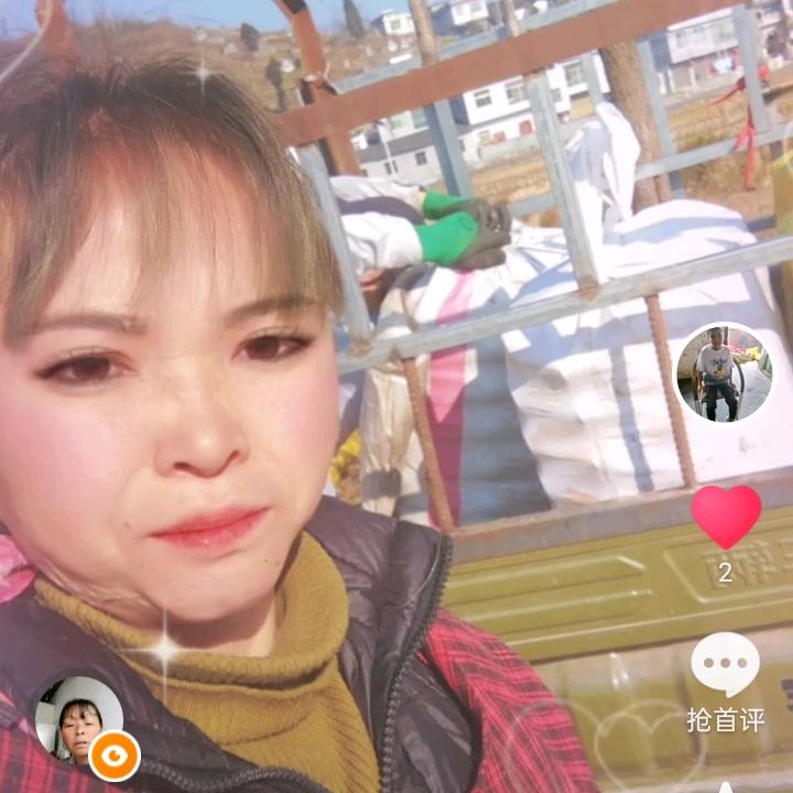 小董回收废品。