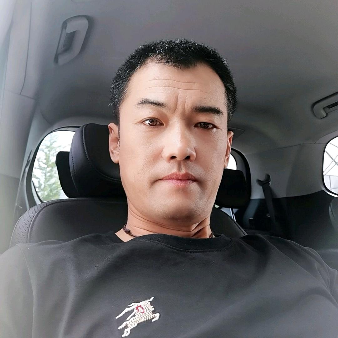 董柏秋