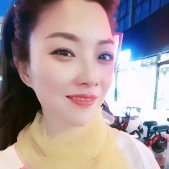 大小姐(汶河路，时尚发艺)