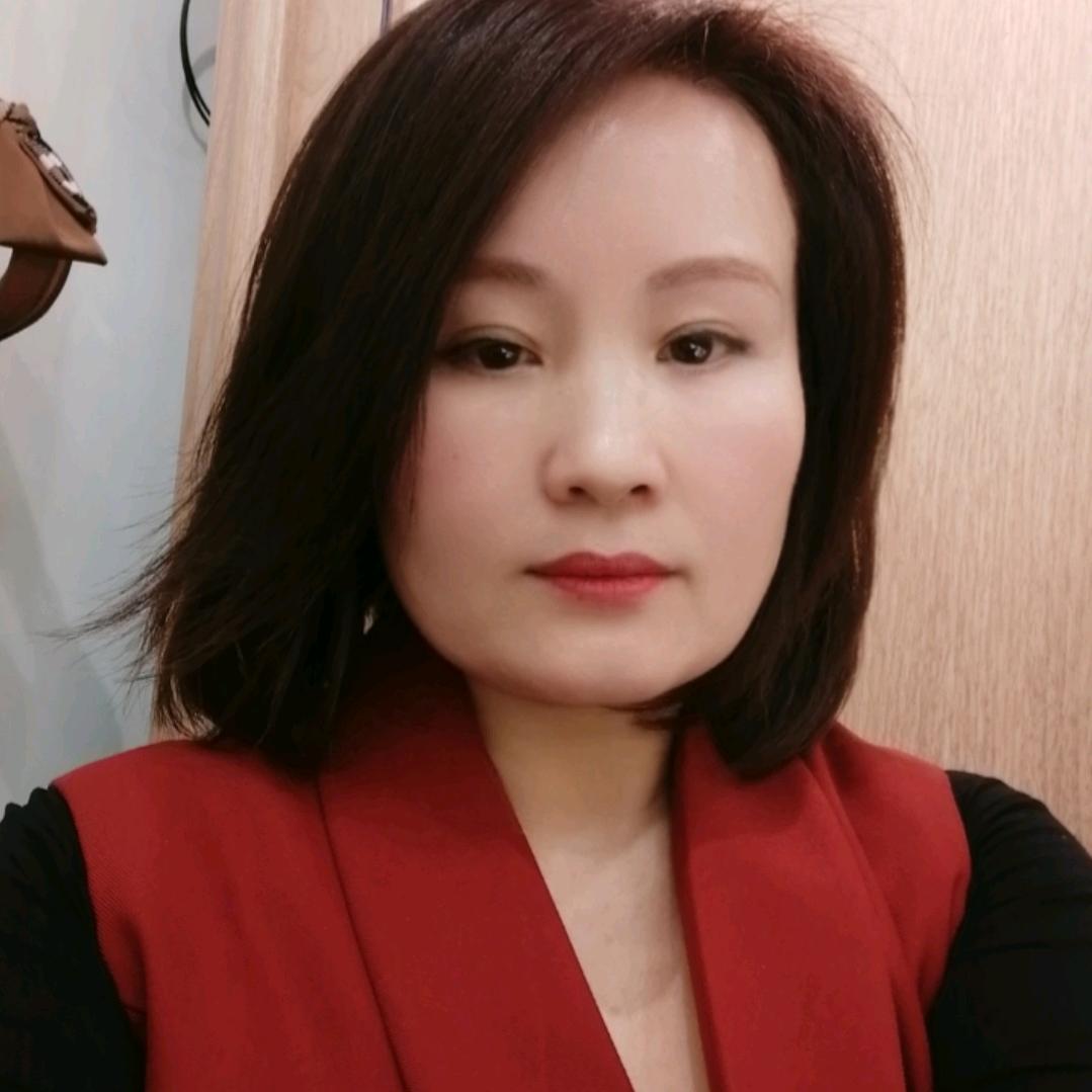 伊洋雪小号晩上六点半直播