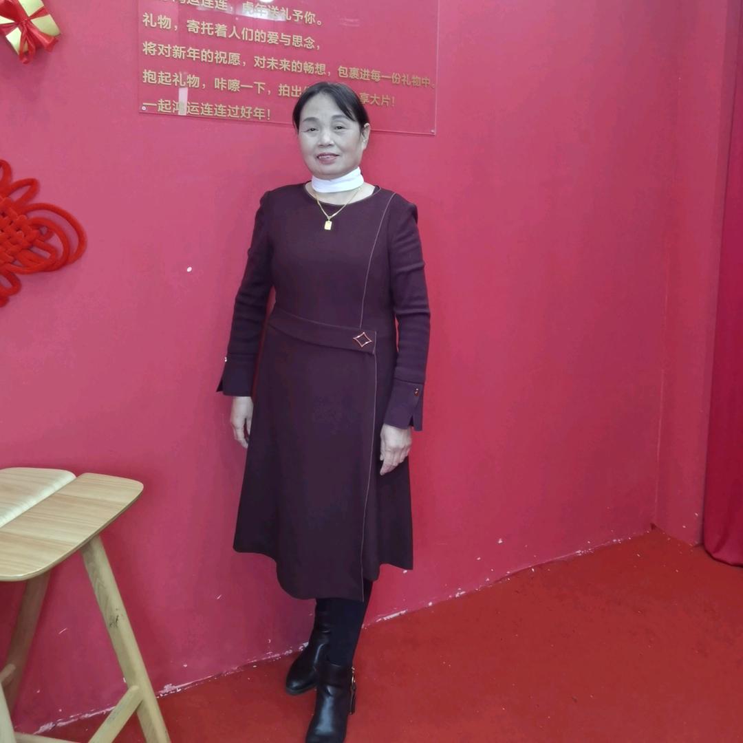 萱萱、乐乐奶奶