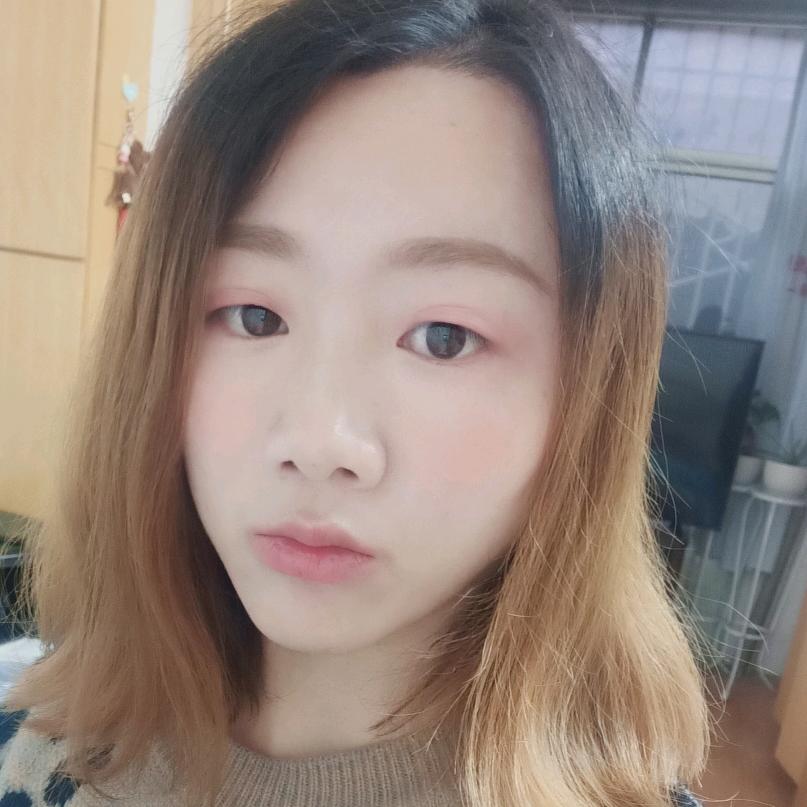 博閲书苑贾婷