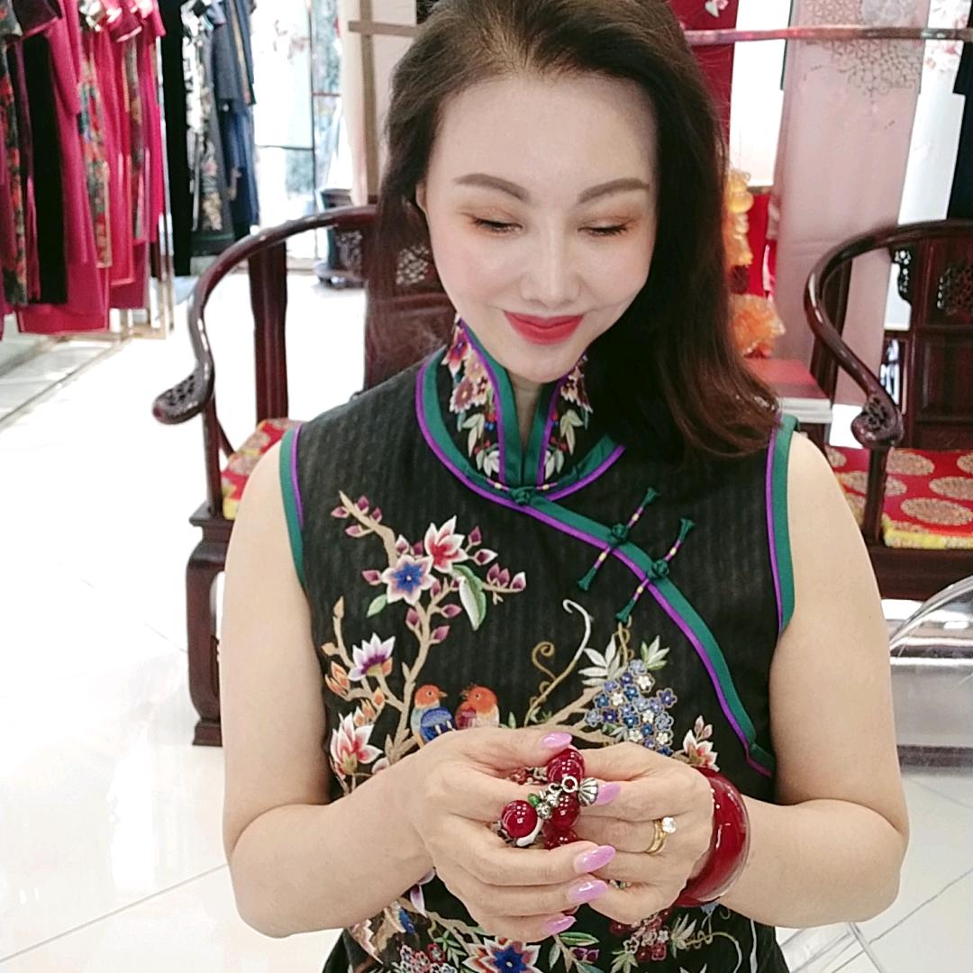 🇨🇳鹤岗工农区懿菲旗袍🇨🇳