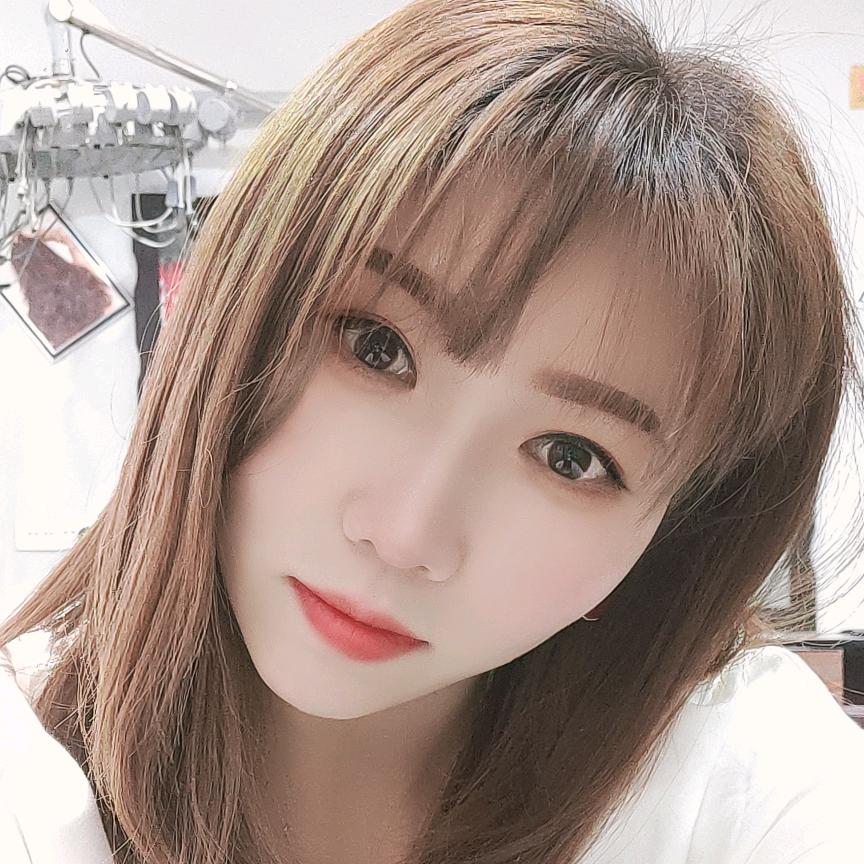 张芊