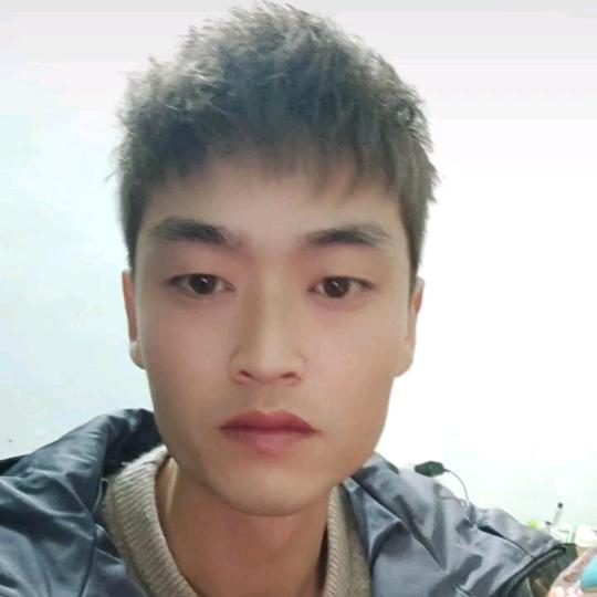 卡为尔👣小李