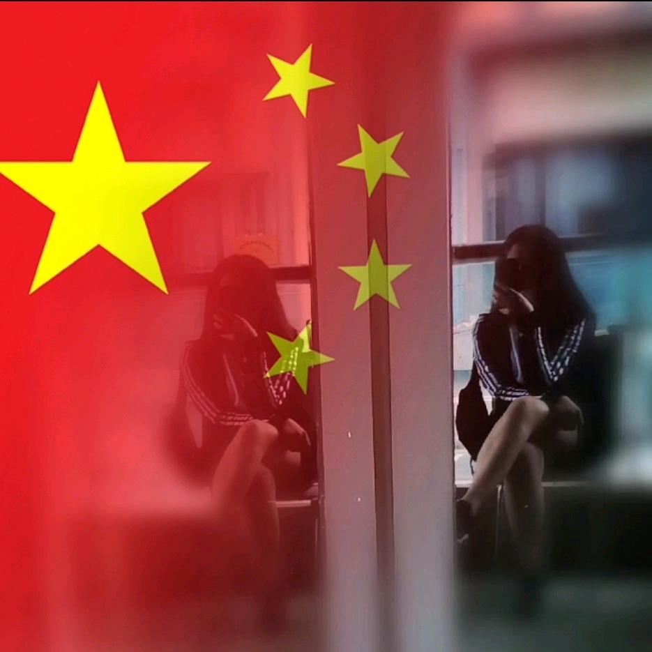 聚宝彭√兵马俑女孩