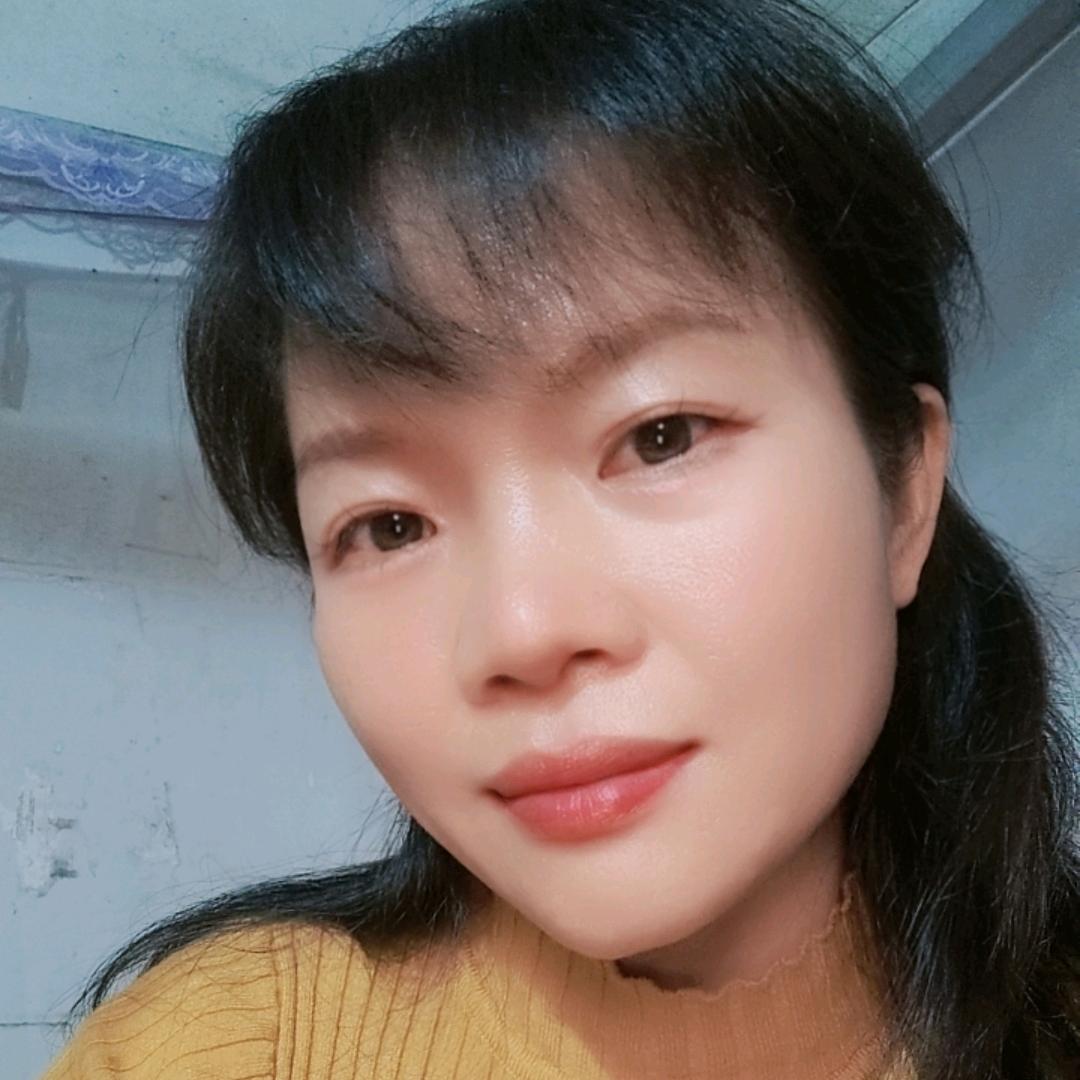 华