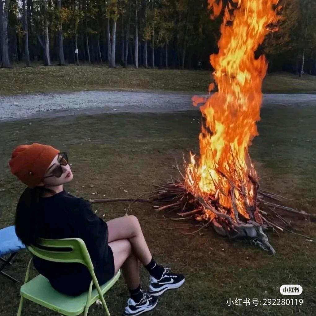 扎 ལྷ་མོ ་།