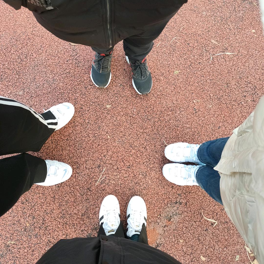 王家大小姐（专业生产地牛轮）