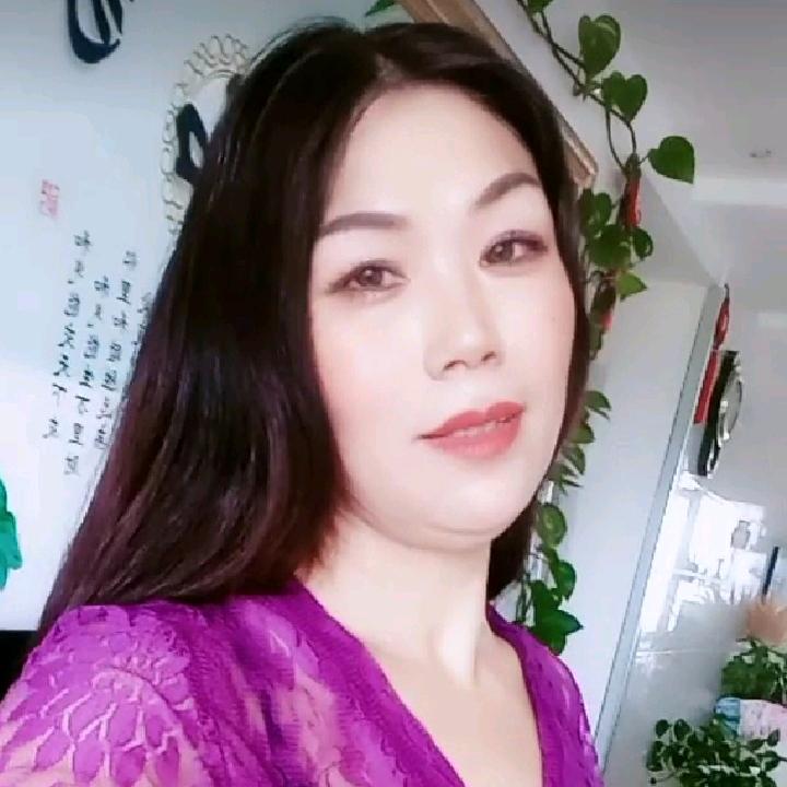 李子有点酸