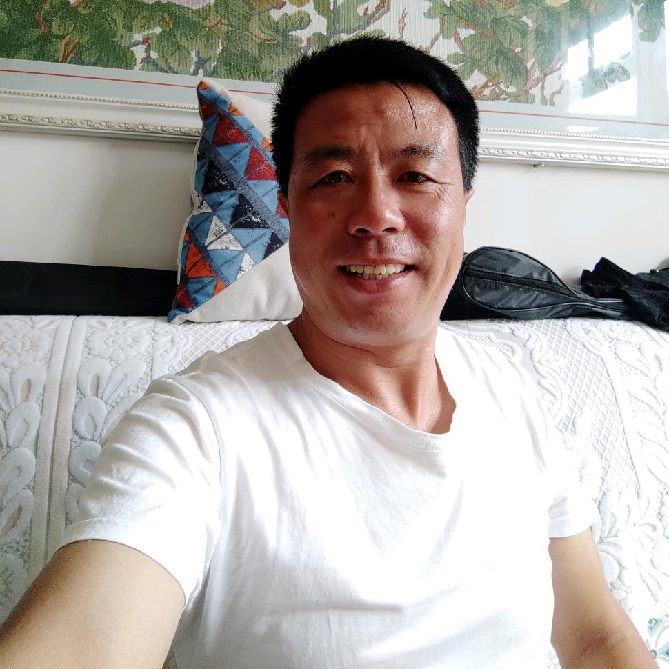 隔壁王哥