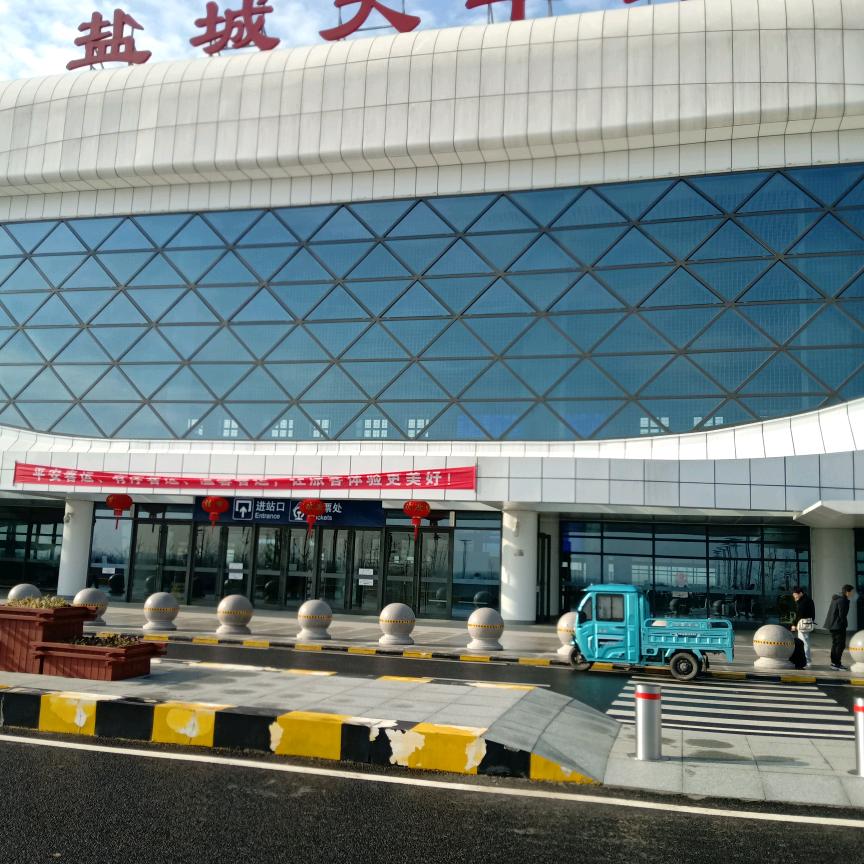 成梦仁