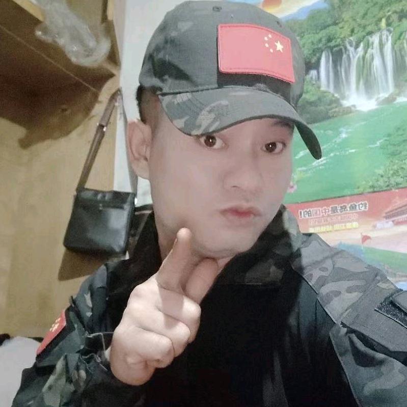 宁波古林飞跃曳舞男孩阳光
