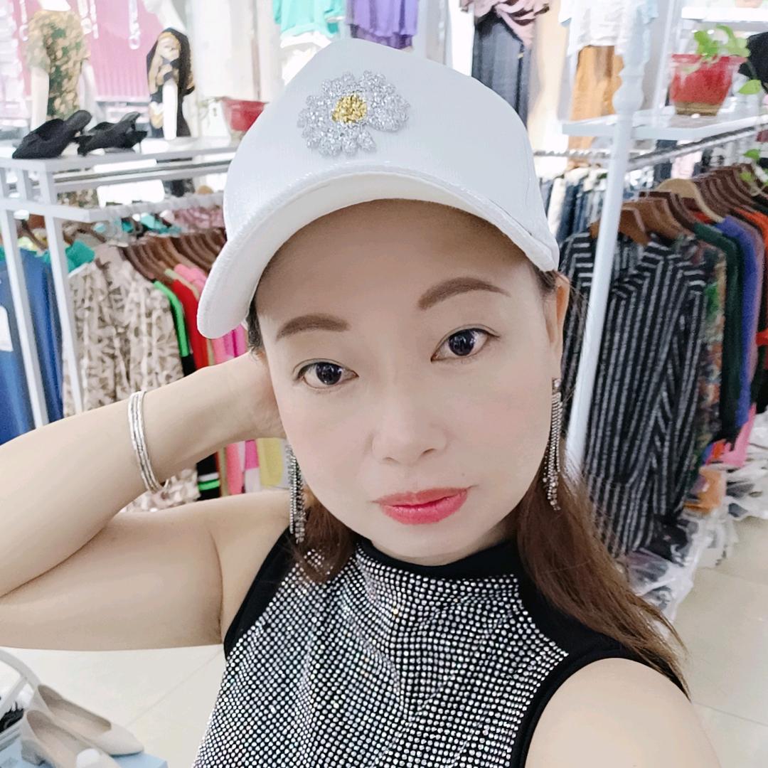 伍市名歌女装  林子✨