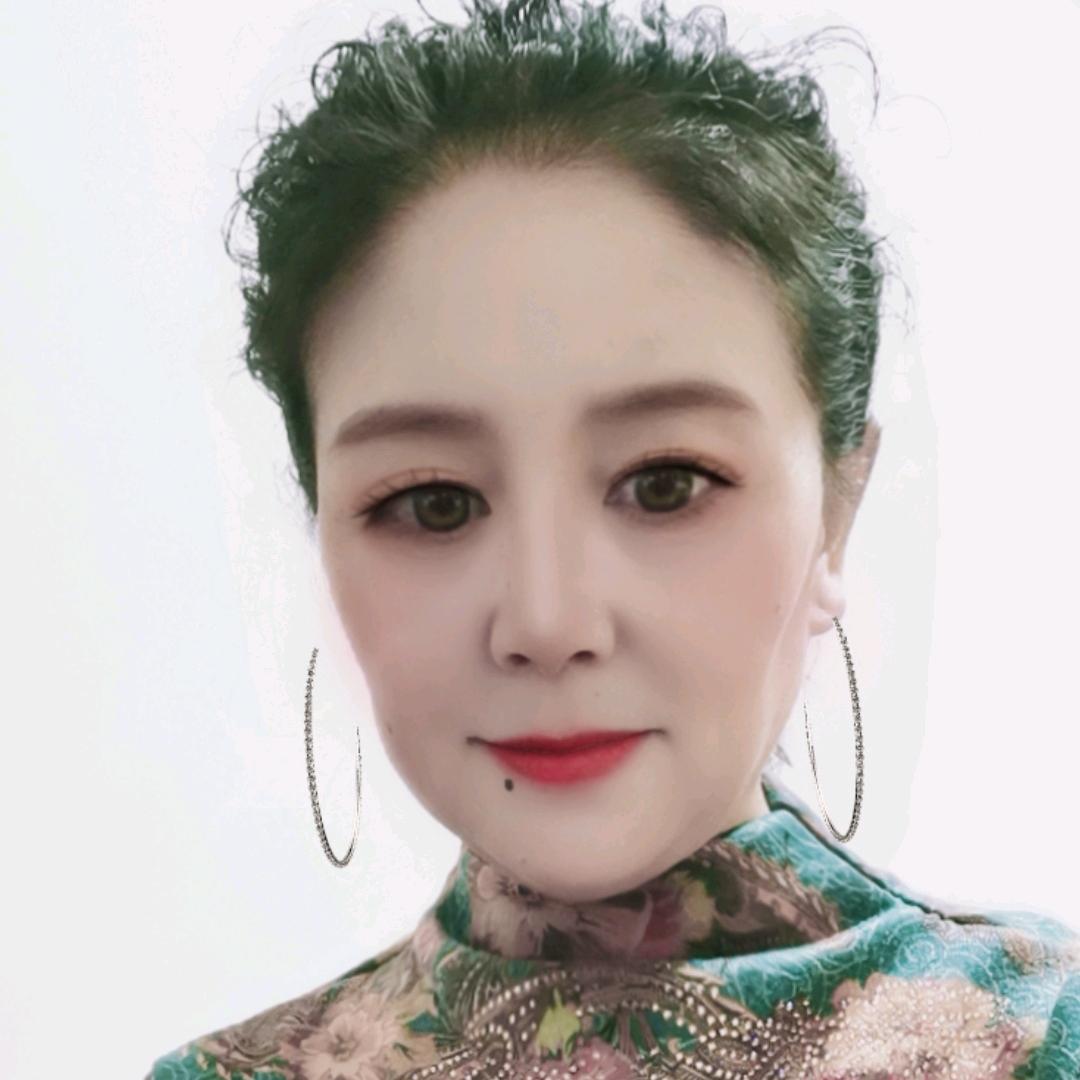 英子