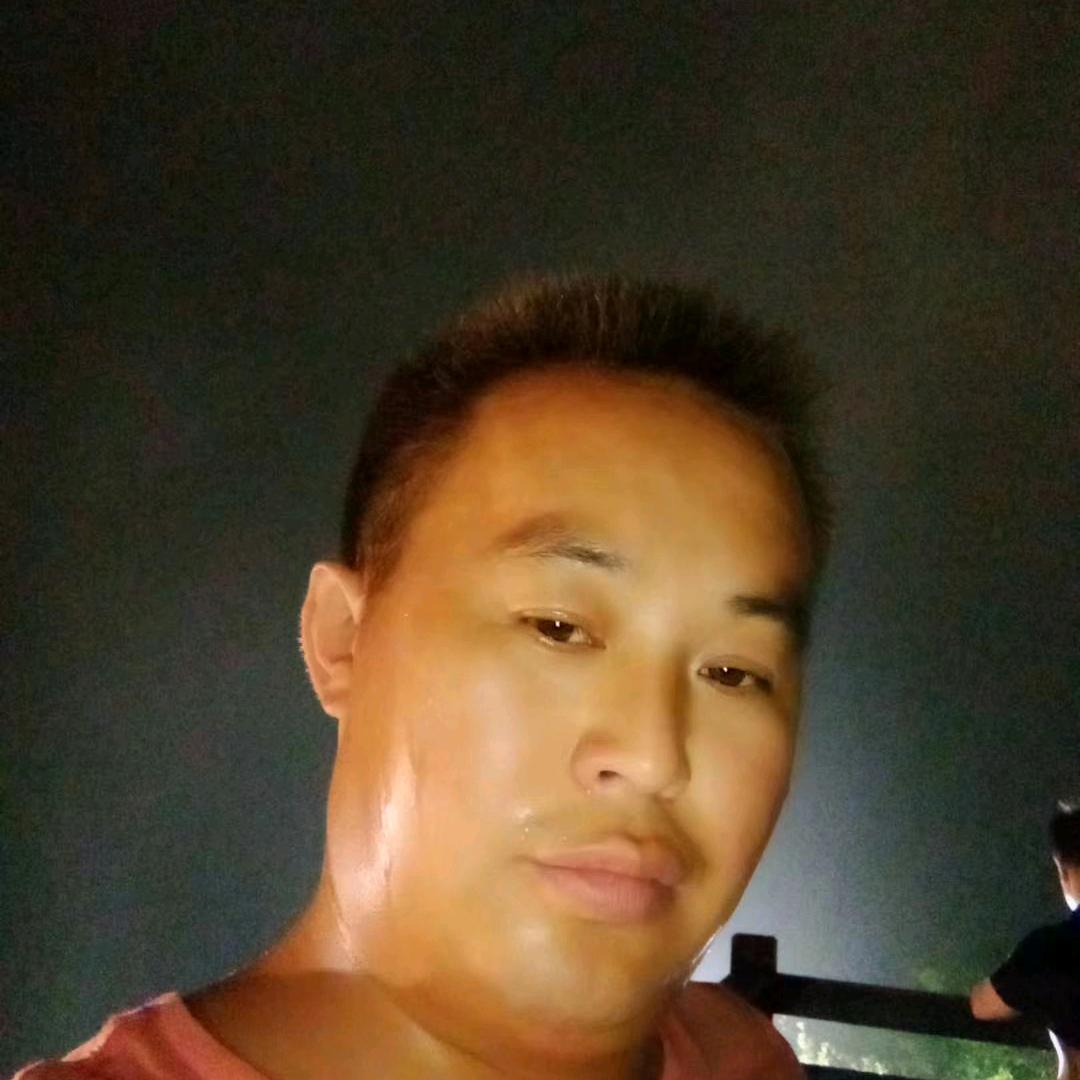 肖波波