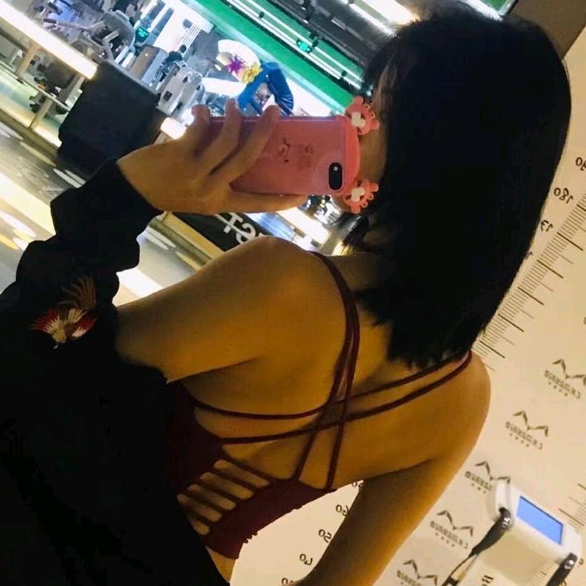 QY潮牌 所见既所得