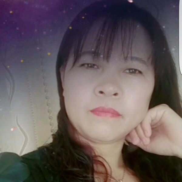 小梅爱听音乐