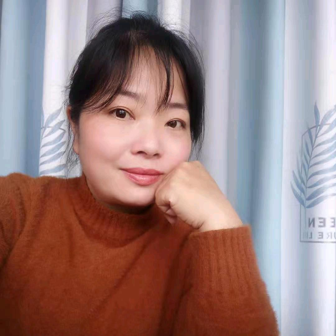 荔浦群盛窗帘莫姐