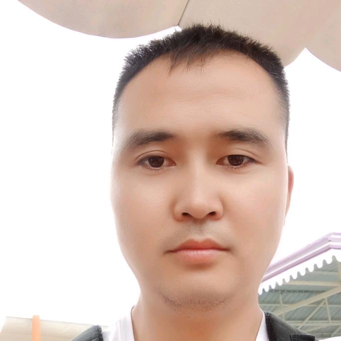 做暖气的水电师傅